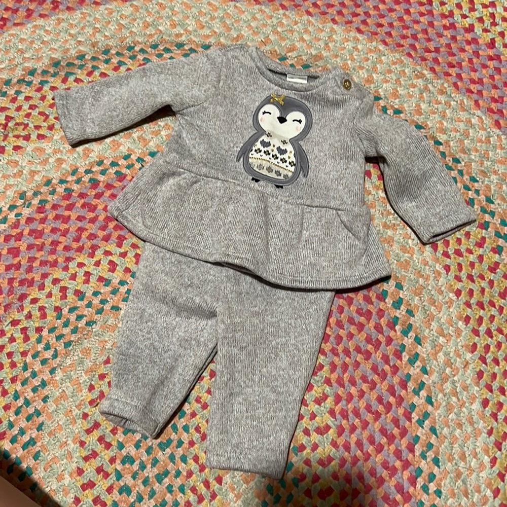 Newborn baby girl penguin 2 piece set
